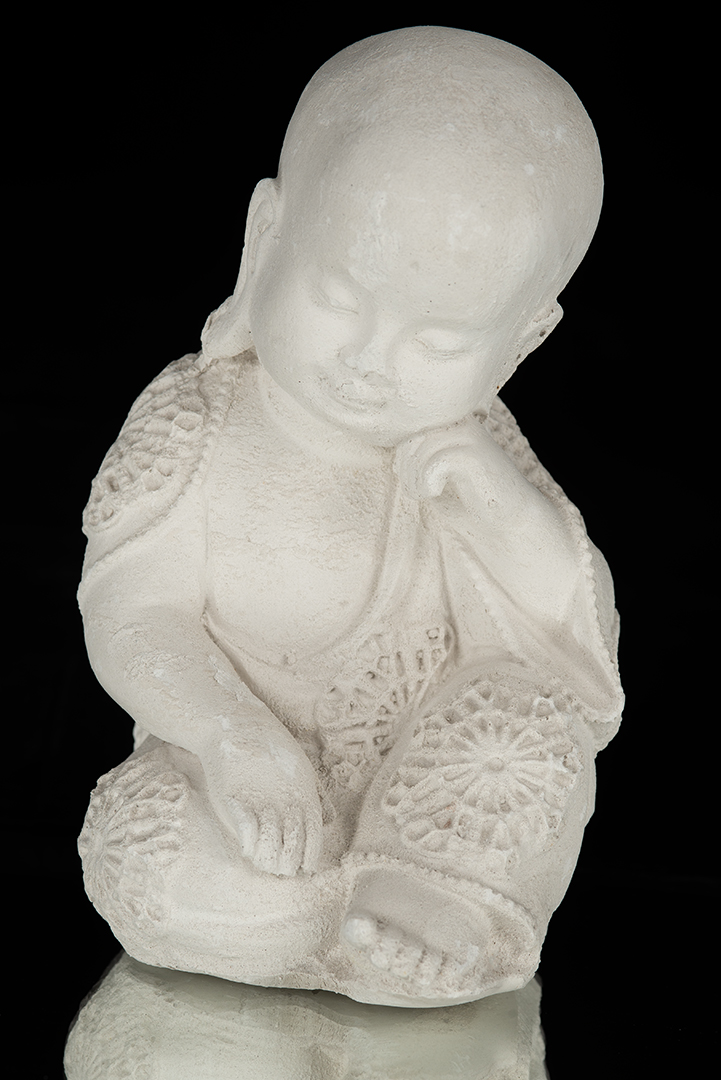 Budas meditando