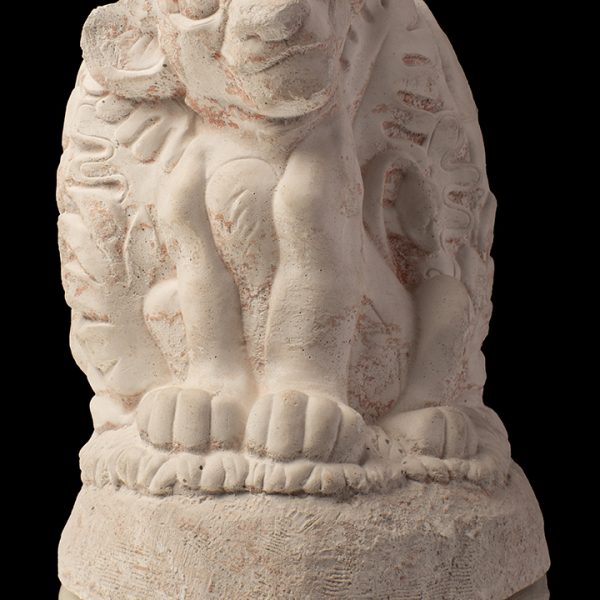 León