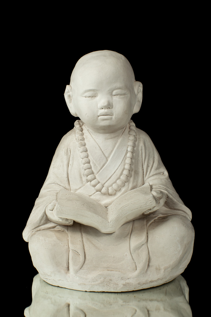 Budas meditando